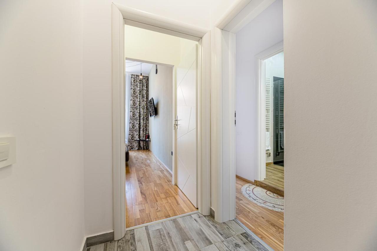 Palazzo Brasov Apartment Exterior photo