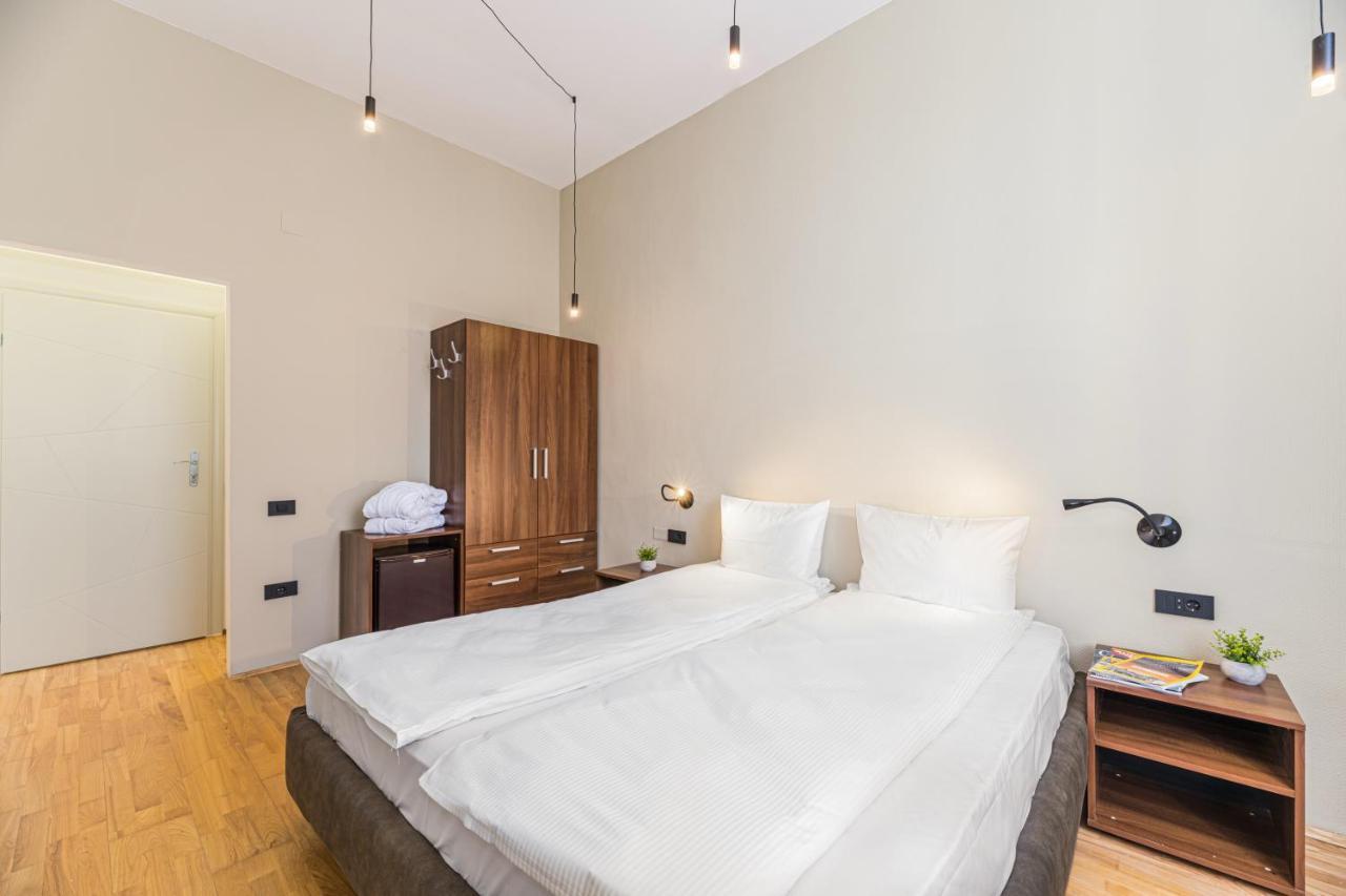 Palazzo Brasov Apartment Exterior photo