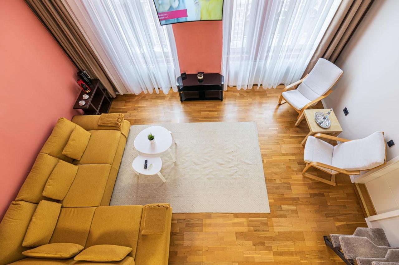 Palazzo Brasov Apartment Exterior photo